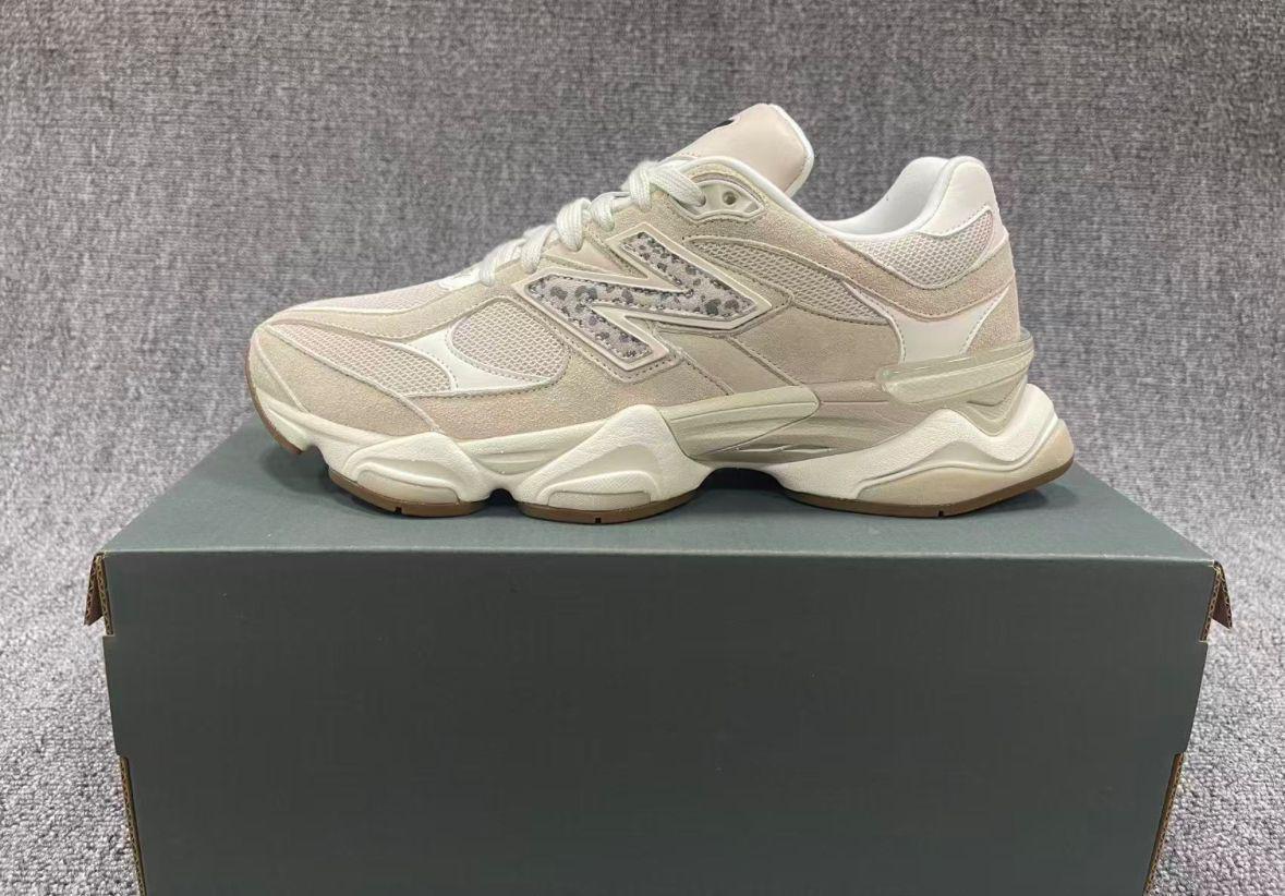 New Balance 9060 Crema Leopardato