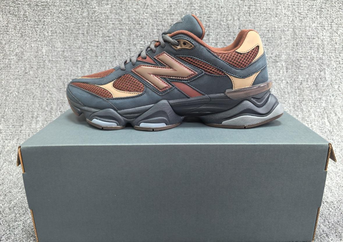 New Balance 9060 Black/Brown
