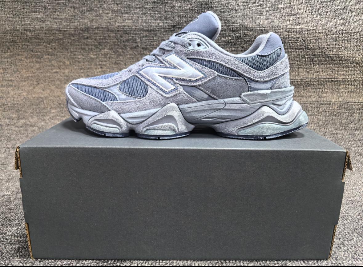 New Balance 9060 Camoscio Gray