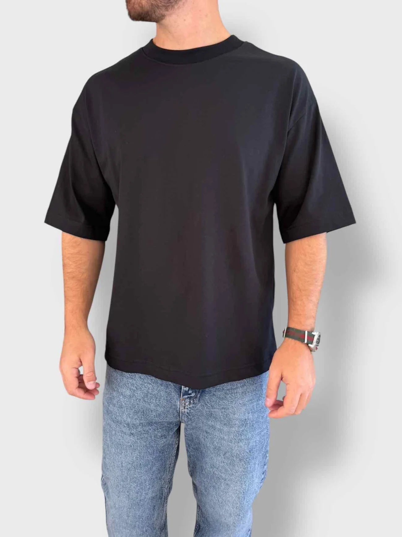 T-shirt Over NEW JOB Nera