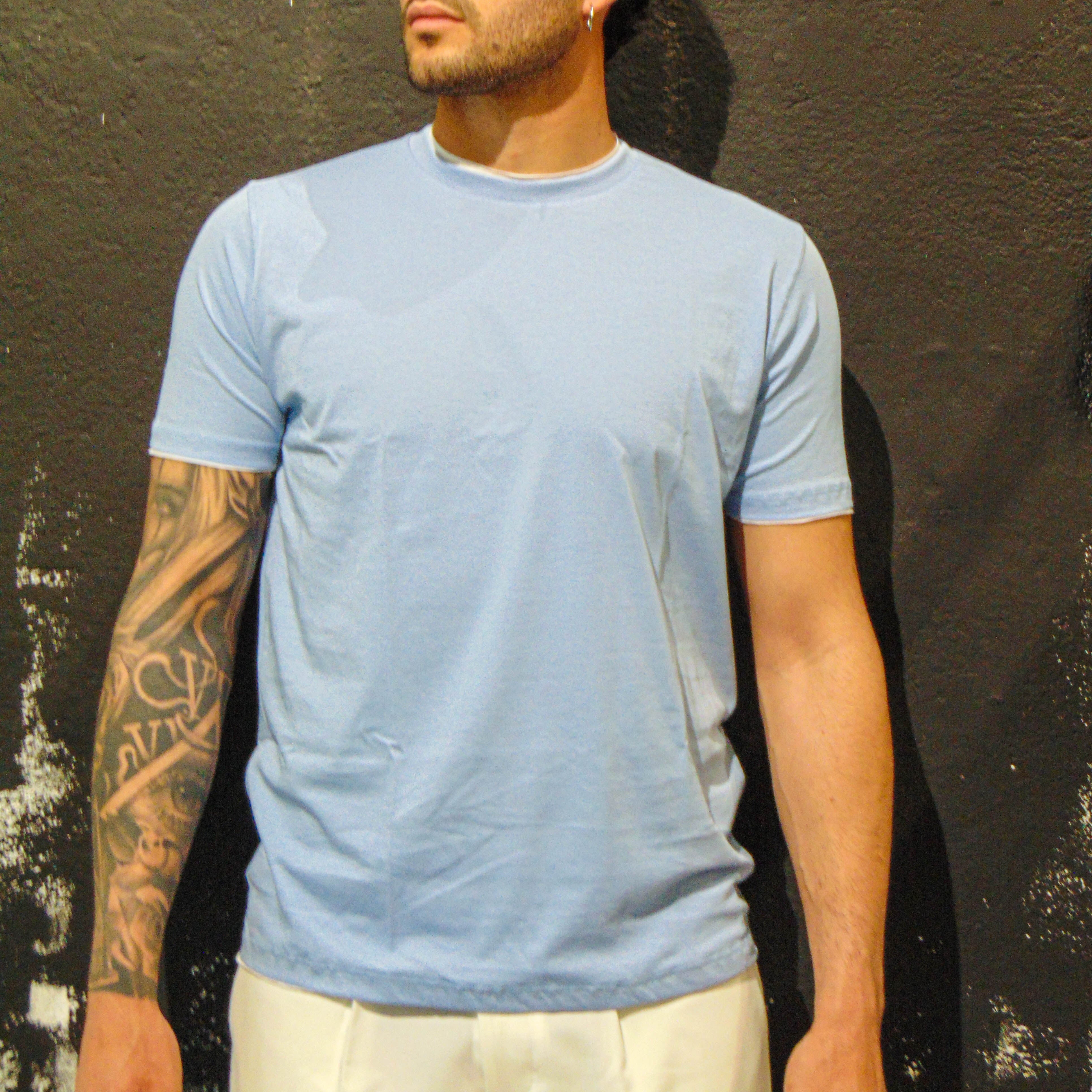 T-Shirt Contrasti Tagli