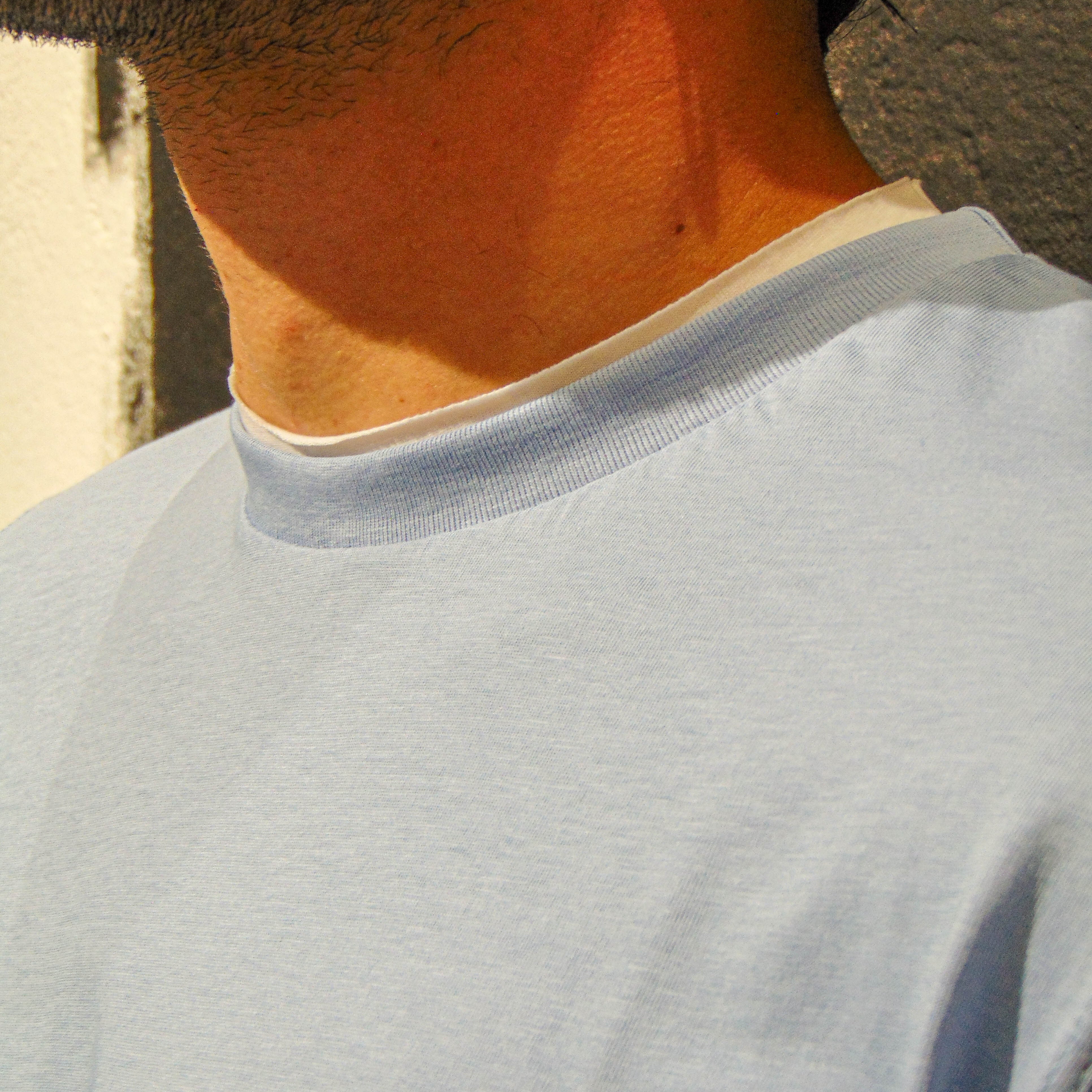 T-Shirt Contrasti Tagli